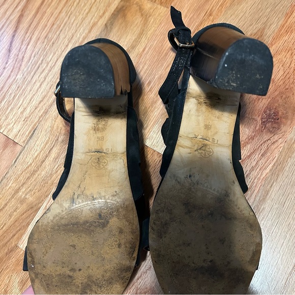 Used black women’s heels - Picture 7 of 7